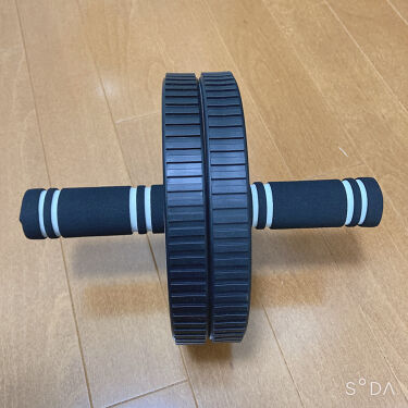 腹筋ローラーでトレーニング